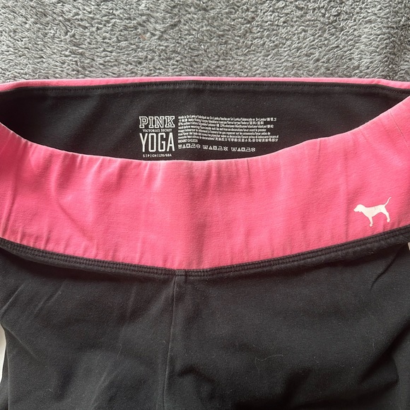 PINK Leggings - Picture 2 of 3